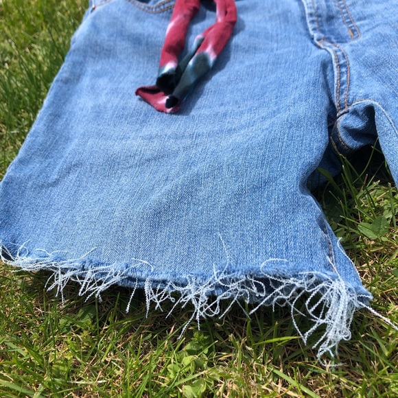 Tie Dye Pocket Shorts - Picture 2 of 4